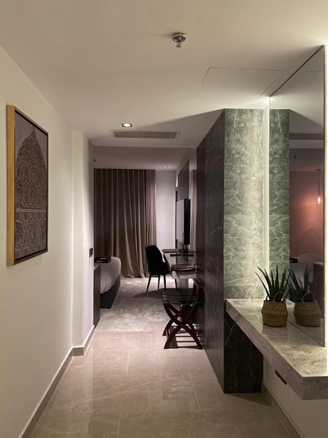 Tajreed Riyad